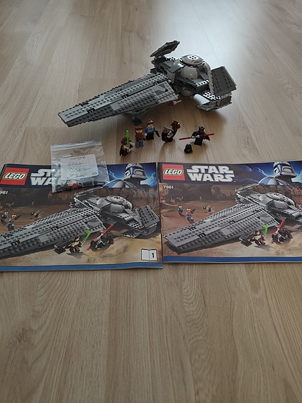 LEGO Star Wars 7961 Darth Maul’s Sith Infiltrator