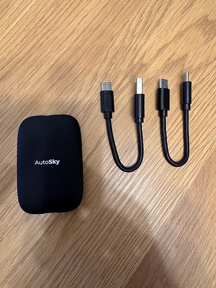 AutoSky Box Lite Carplay/Android auto adapteri