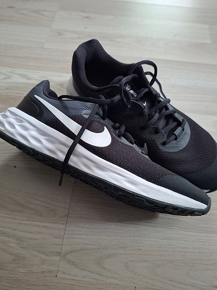 Nike lenkkarit 40