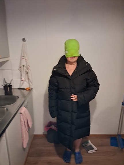 Pitkä untuvatakki