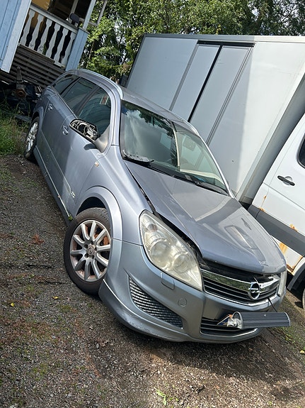 Opel Astra h 1.6 bensa osina