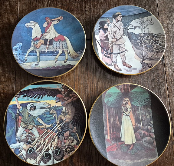 Arabia Kalevala seinälautaset, 4 kpl