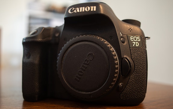 CANON 7D