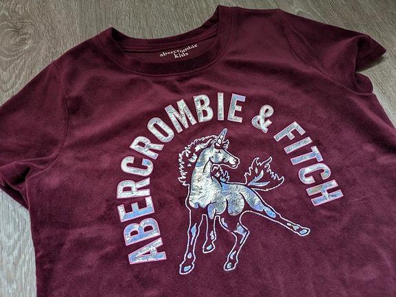 9-10 v. / 134-140 cm Abercrombie & Fitch t-paita velouria