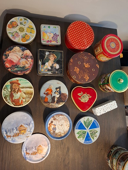 Vanhat peltipurkit