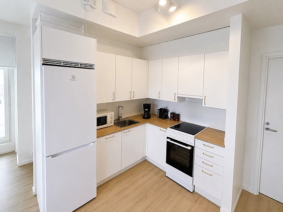 Electrolux LKR54001NW keraaminen liesi 50 cm - 2kk