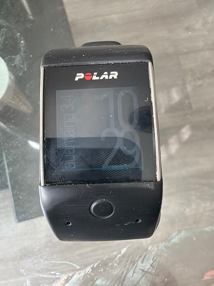 Polar urheilukello musta M600