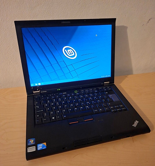 Lenovo ThinkPad T410 i5 4GB RAM Linux Mint