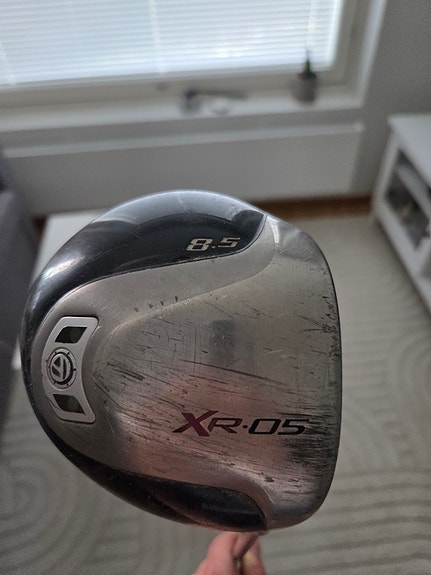 Dunlop XR-05 driver 8,5° grafiittivarsi
