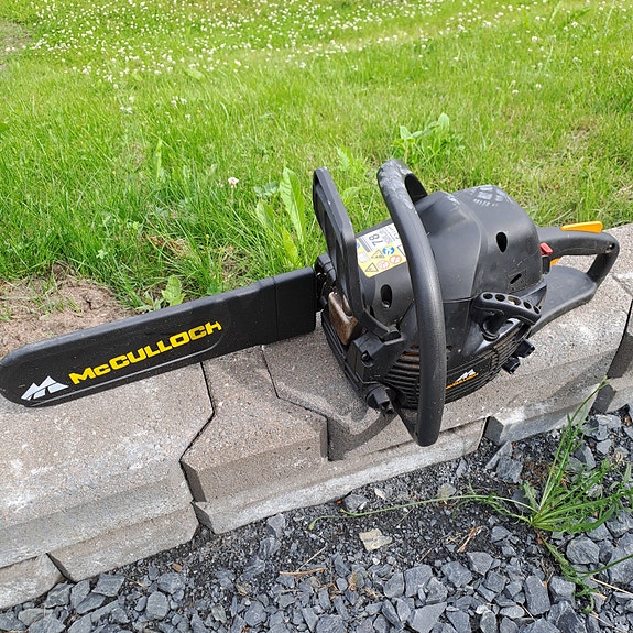 Moottorisahat McCulloch ja Järnvik