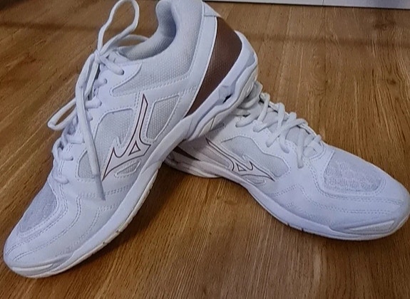 Mizuno lenkkarit koko 41, vähän käytetty