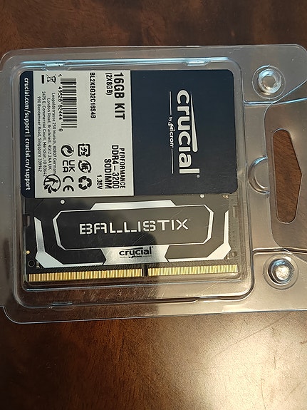Crucial Ballistix 16GB (2x8GB) DDR4 3200MHz SODIMM RAM-muistit