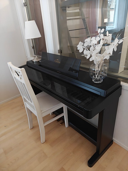 Yamaha clavinova clp-560 sähköpiano