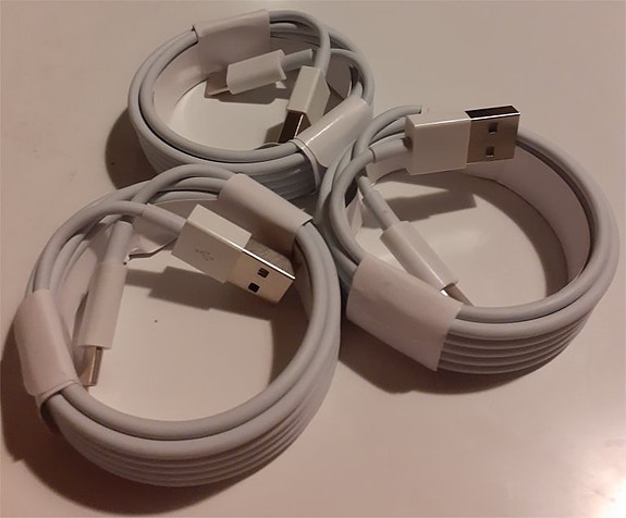 Samsung, Huawei, Xiaomi, USB A - C latauskaapeli 30 W 480 MB/S  2,00 m