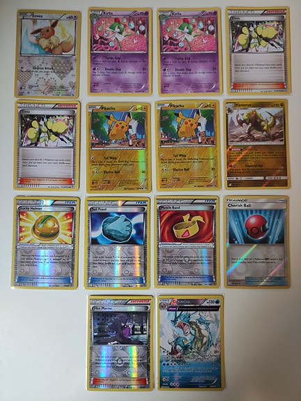 Pokemon reverse holo -kortteja