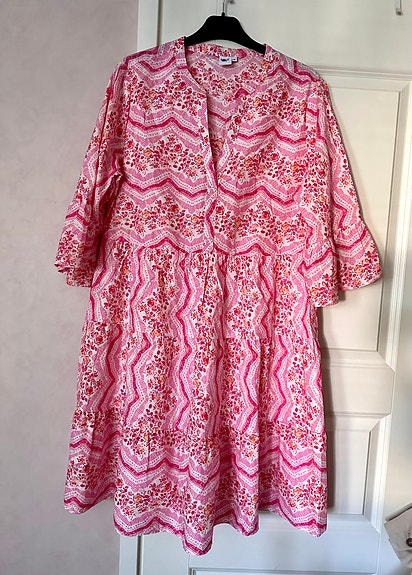 Puuvilla mekko