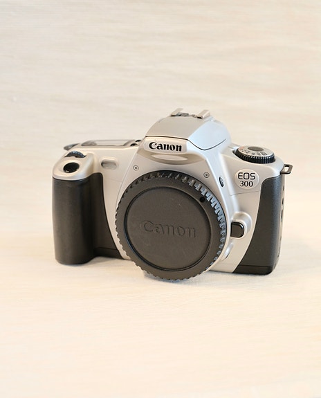Canon EOS 300 -runko
