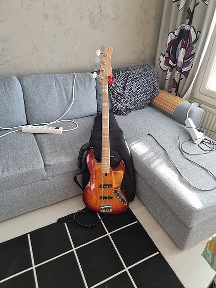Sire Marcus Miller V7 jazz-basso