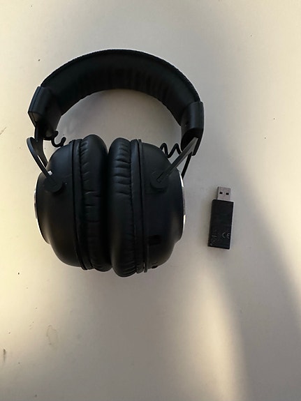 Logitech pro langattomat kuulokkeet