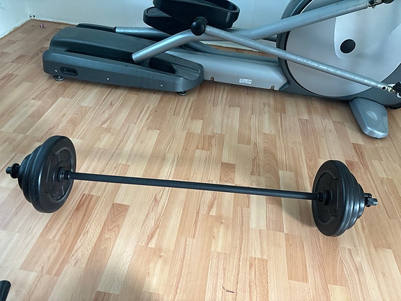 Säädettävä levytanko painoilla