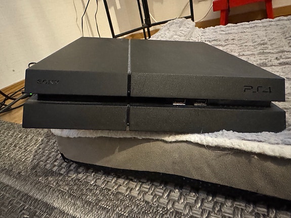 Sony PlayStation 4 pelikonsoli 500GB musta