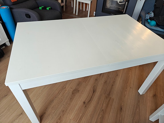 IKEA Bjursta ruokapöytä