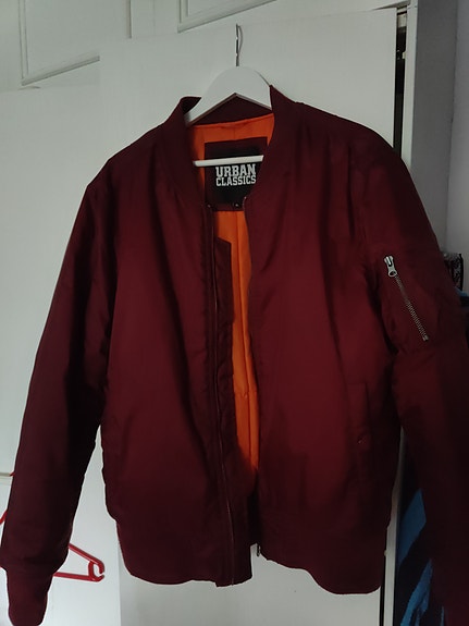 Bomber-takki