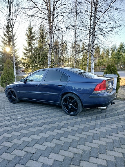 Bm racing 18 vanteet