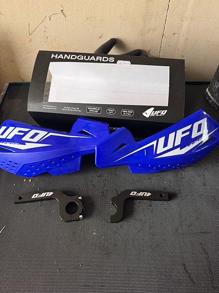 UFO viper käsisuojat