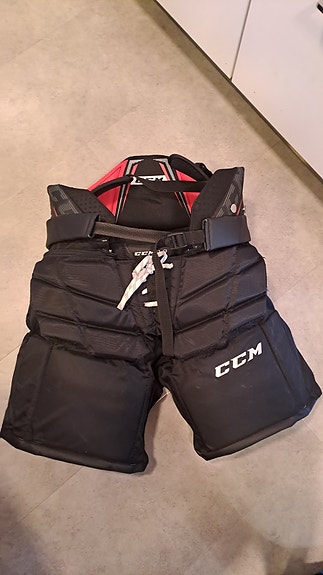 CCM 1.9 maalivahdin housut INT M