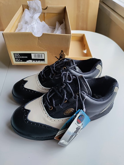 UUDET Karhu 5018 Golf -kengät, koko 38 (Vintage)