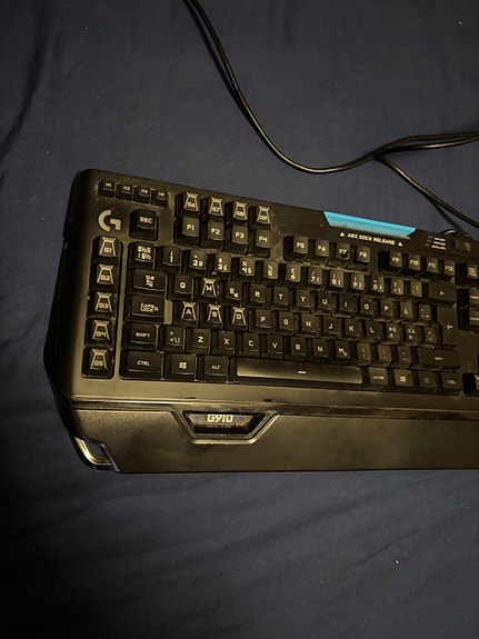 Logitech G910