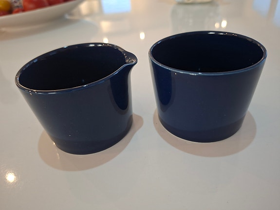 Iittala sininen kermakko ja sokerikko