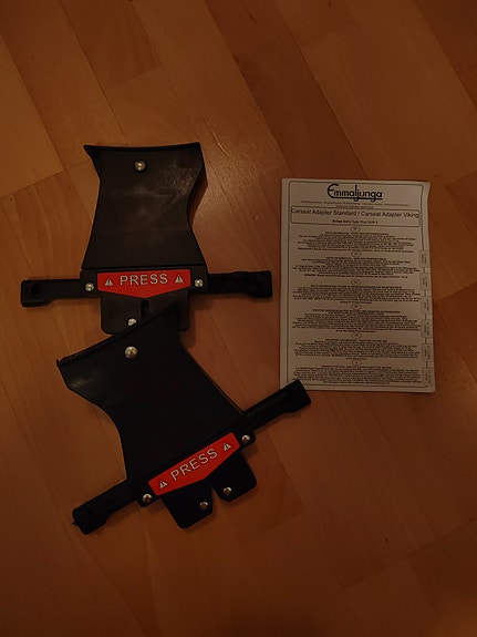 Adapterit emmaljunga vaunuihin