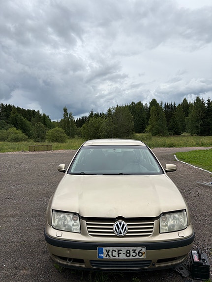 VW BORA 1.6 16v OSINA