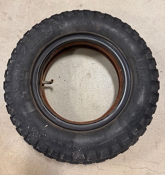 Suzuki PV / Nokia finnspeed 3.50-8” rengas