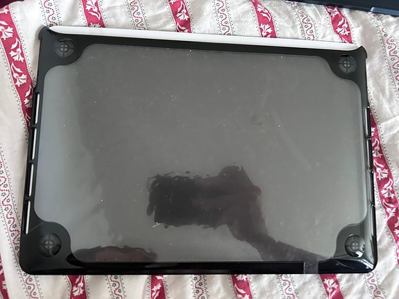 Tech21 Evo Hardshell suojakuori kannettavalle läppärille