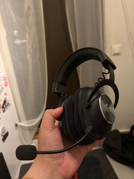 Logitech langattomat kuulokkeet