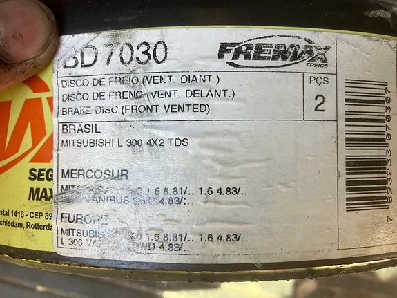 Mitsubishi L300 Etujarrulevyt 258mm 87-03