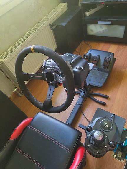 Logitech g29 ja vaihdekeppi