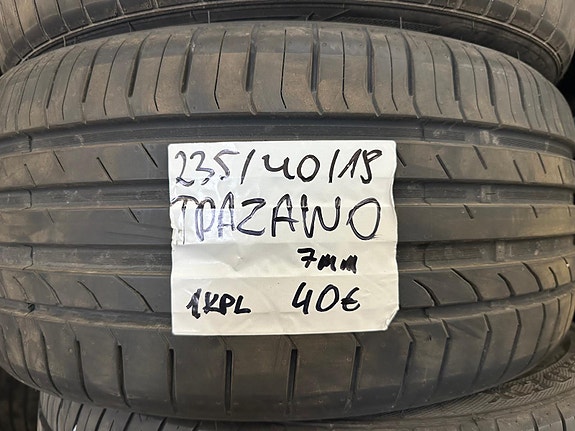 235/40R18 Trazano käytetty kesärengas