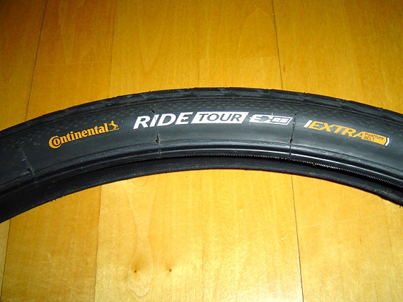 PYÖRÄN POLKUPYÖRÄN PISTOSUOJATTU 26" (/ 27,5") RENGAS CONTINENTAL RIDE TOUR