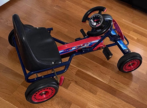 Polkuauto / kart auto / lasten auto