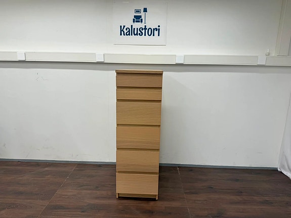 Ikea Malm Lipasto Peilillä