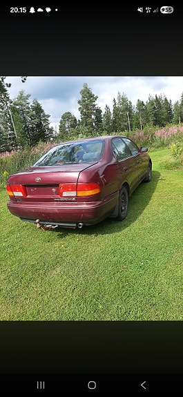 Toyota carina e