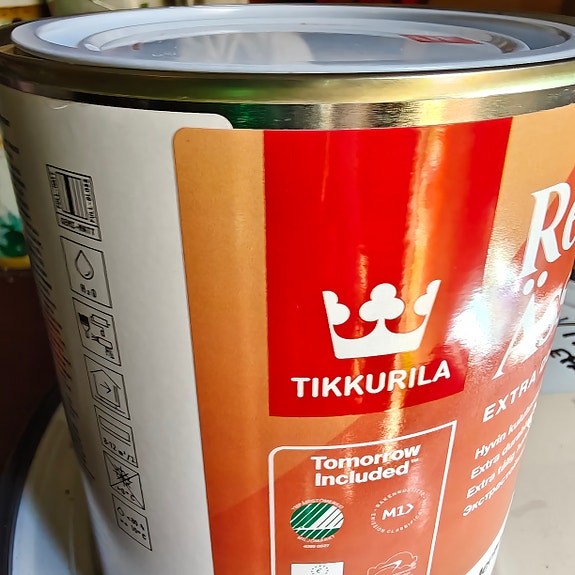 Tikkurilan Remontti-Ässä 0,9 l, valkoinen kerman värinen