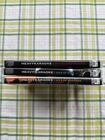 Heavy Karaoke DVD:t Iron Maiden, Kiss ja Pantera