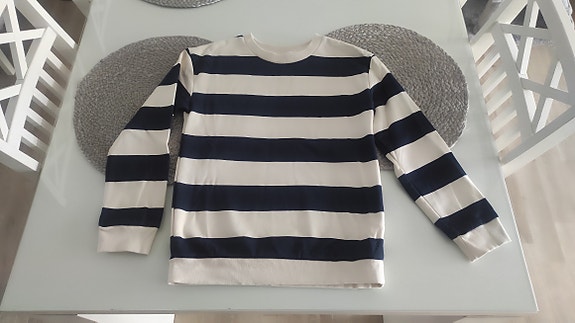 Collegepusero H&M 134/140