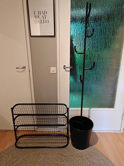 Ikea Älganäs naulakko ja kenkäteline