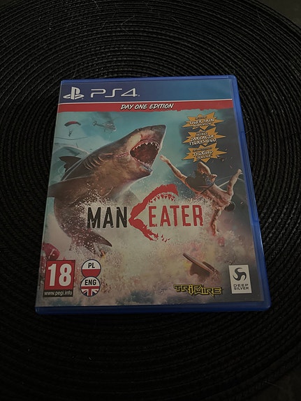 PlayStation 4 Maneater -peli